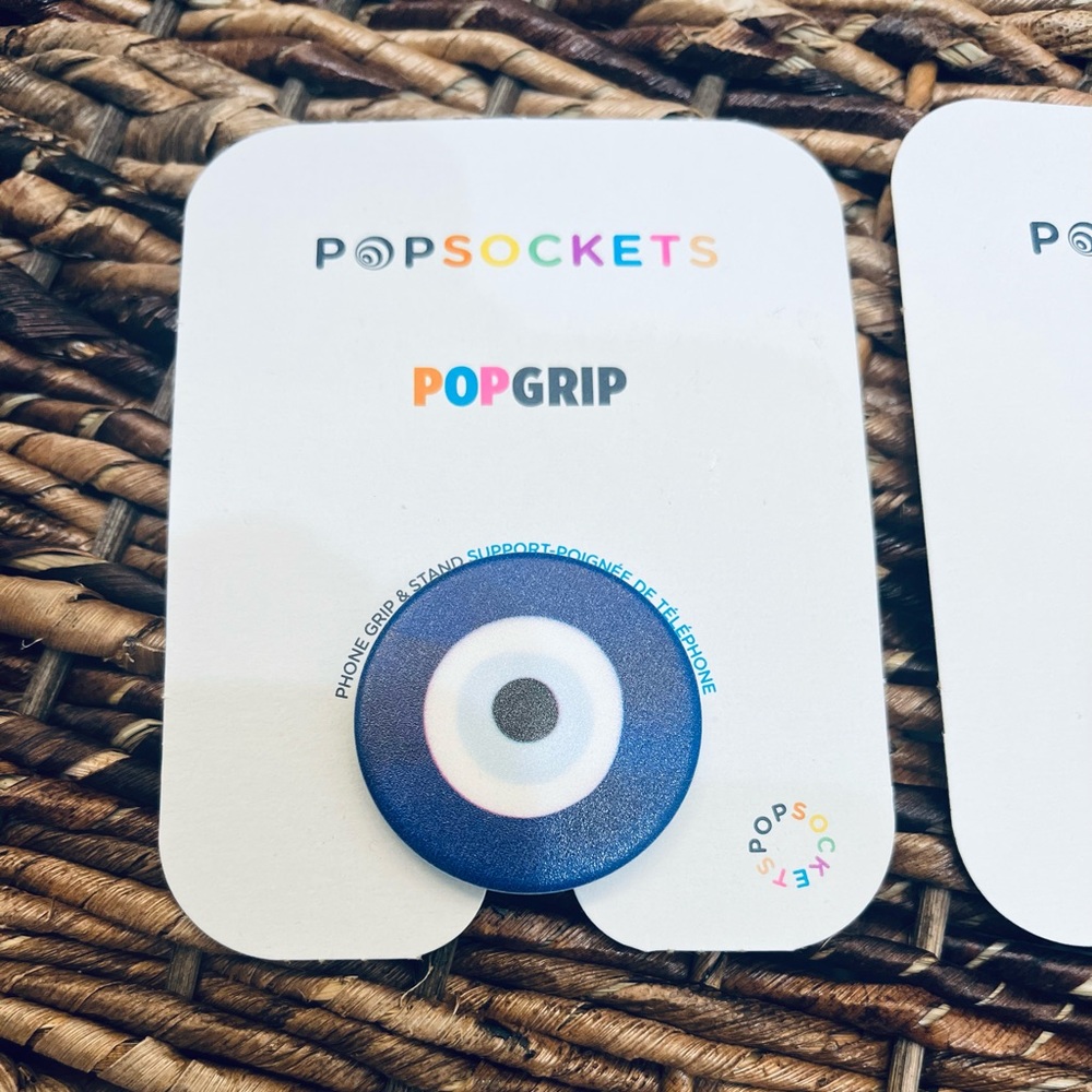 ONLY 1 (in stock) Pop Socket Evil Eye